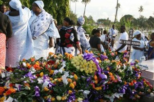 Mourners at the funeral of Bokhe Munanka